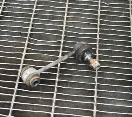 Rear anti-roll bar/stabilizer link