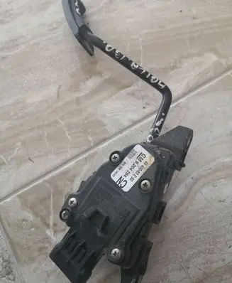 Opel Agila A Accelerator throttle pedal 4940083E50 9204284