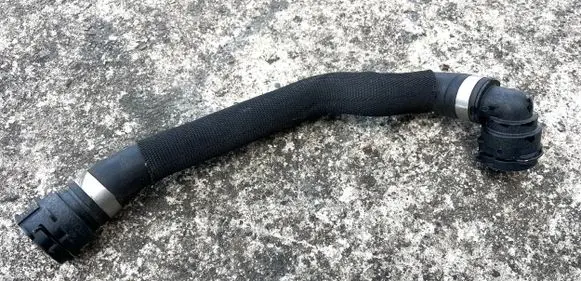 Mercedes-Benz C AMG W205 Engine coolant pipe/hose A2055014784 A2055014784002