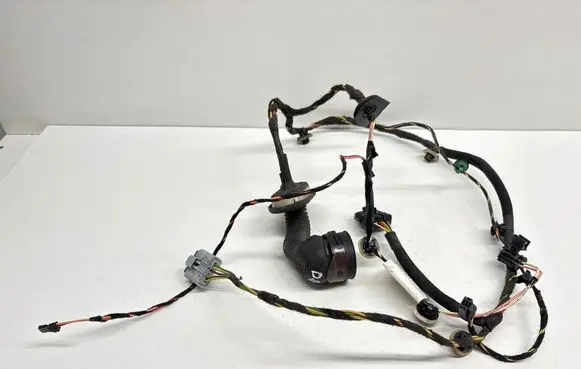 Peugeot 508 Rear door wiring loom 9804113080