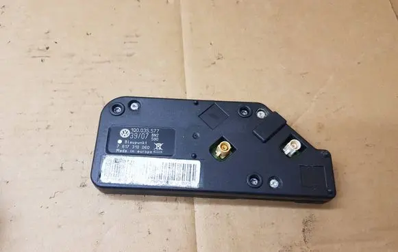 Volkswagen Eos Aerial antenna amplifier 1Q0035577 7617310060