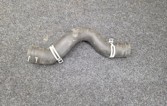 Renault Scenic IV - Grand scenic IV Engine coolant pipe/hose 215016299R