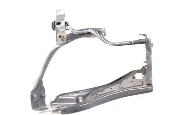 Mercedes-Benz E C207 W207 Headlight/headlamp mounting bracket A2076201200