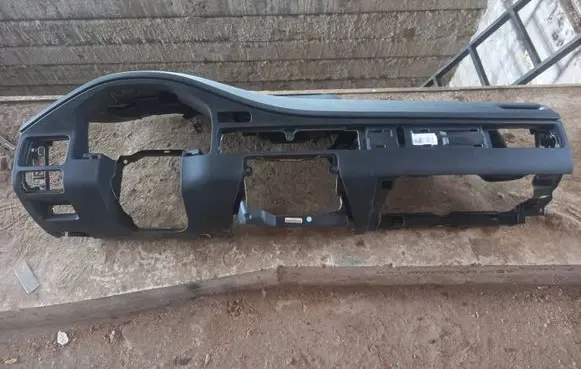 Volvo V70 Dashboard 39896582 Y285286
