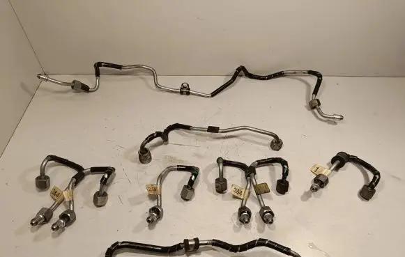 Land Rover Range Rover Sport L320 Fuel injector supply line/pipe 