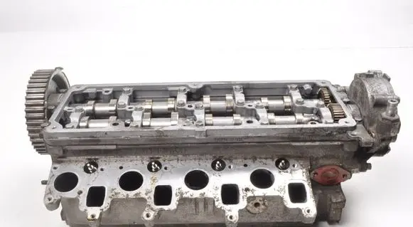 Skoda Fabia Mk2 (5J) Engine head 03L103373A