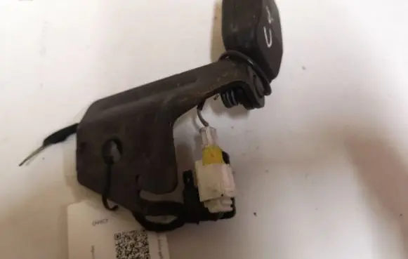 Citroen C4 I Rear seatbelt buckle CC627AA 5191233