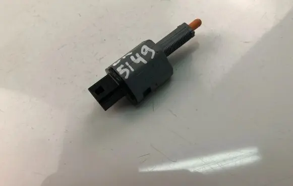 Brake pedal sensor switch