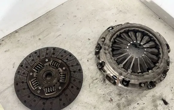 Nissan Navara D22 Clutch set kit