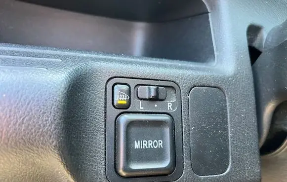 Honda Civic Wing mirror switch