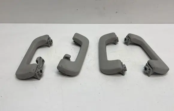 Audi A4 S4 B6 8E 8H Front interior roof grab handle 8E0857607G