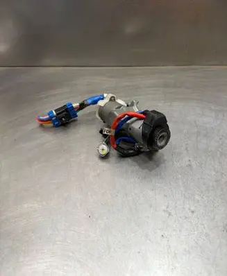 Hyundai i30 Ignition lock FDZDC2