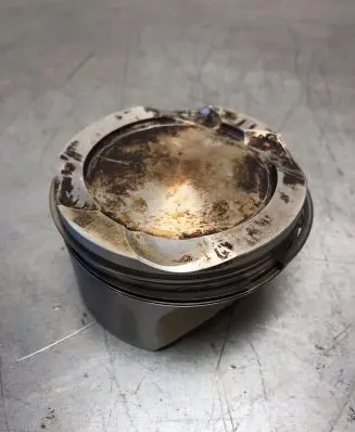 BMW 7 F01 F02 F03 F04 Piston 89L106