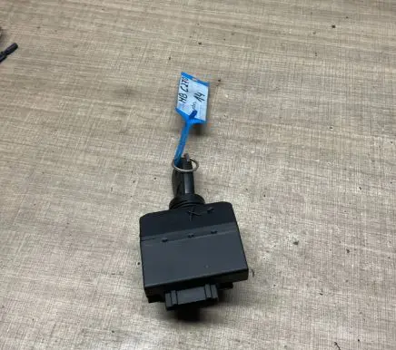 Mercedes-Benz CLK A209 C209 Ignition lock A2095450908 33002409 33002410