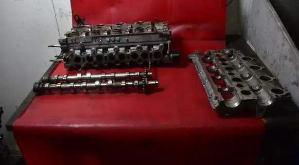 Volvo V50 Engine head 9641752610