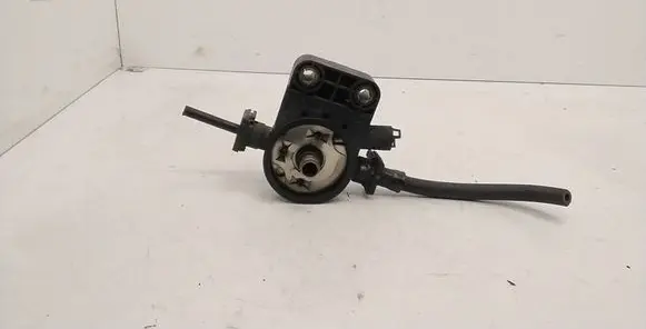 BMW 5 E39 Fuel filter bracket/mount holder 2246134