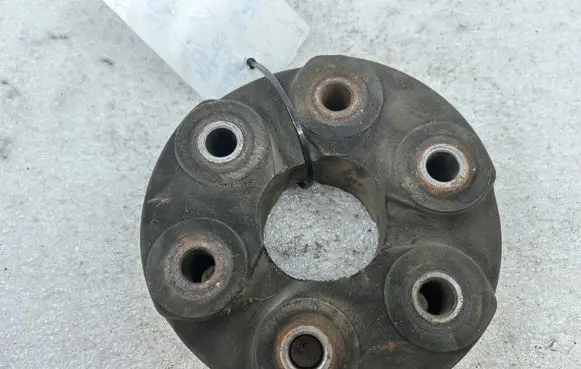 Jaguar XJ X308 Rear prop shaft donut coupling/joint 249537 SGF GAJ1