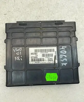 Volvo S40, V40 Engine control unit/module MR578057 P30623505 E2T70480H