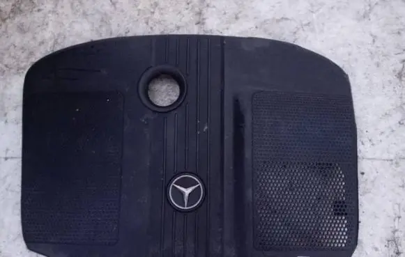 Mercedes-Benz C AMG W204 Engine cover (trim) A6510101167
