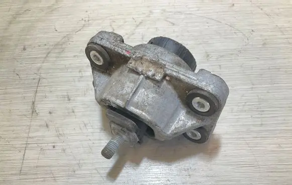 Land Rover Range Rover Sport L494 Engine mount bracket
