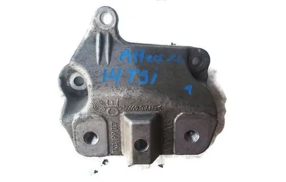 Seat Altea XL Gearbox mounting bracket 1K0199117