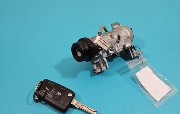 Skoda Octavia Mk3 (5E) Ignition lock 5Q0905865 IMPRK1437294