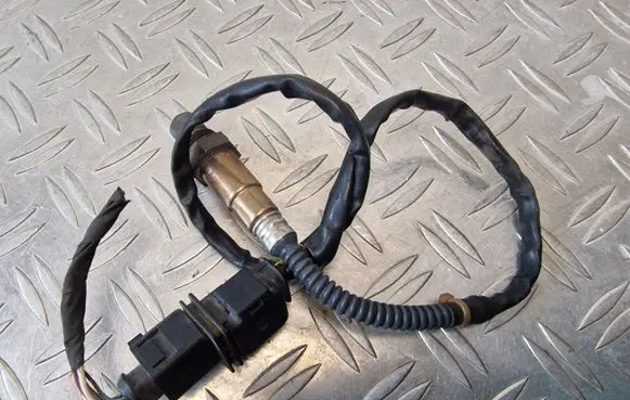 Volkswagen PASSAT B6 Lambda probe sensor 03G906262A