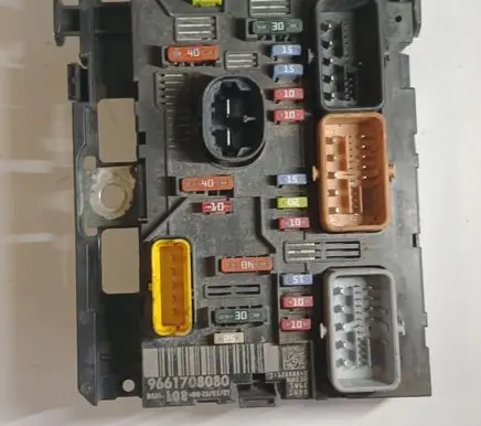 Citroen C4 I Picasso BSM Control unit 9661708080 BSML0800