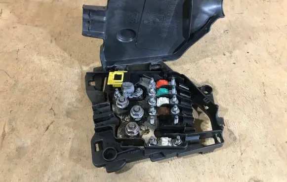 Citroen DS3 Positive wiring loom 66652X 96669791 BFBD