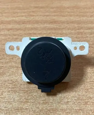 Passenger airbag on/off switch
