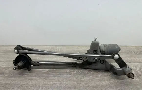 Subaru Forester SJ Front wiper linkage and motor 86511SG010 1593006030