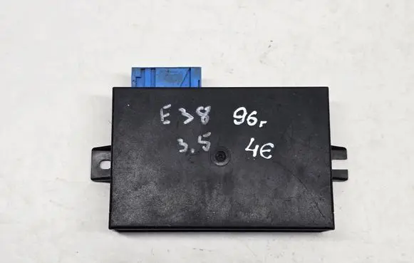 BMW 7 E38 Cruise control unit/module 8369062 65718369062