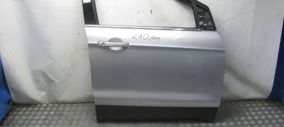 Ford Kuga II Front door