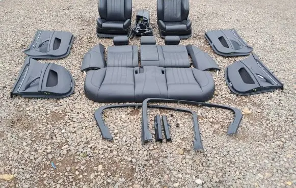 Seat set