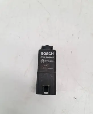 Chrysler Grand Voyager V Glow plug pre-heat relay 05033351AA 0281003040