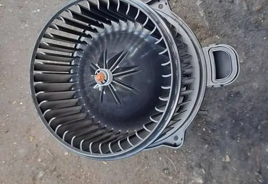 KIA Stonic Heater fan/blower F00S3B2570 GBMS12VCCW 2109309