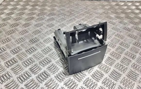 Skoda Octavia Mk2 (1Z) Dashboard storage box/compartment 1z0857961