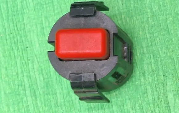Opel Kadett D Hazard light switch 90069102