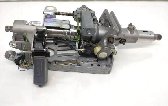 Mercedes-Benz E W212 Steering wheel axle A2124602416 212460077 204462009