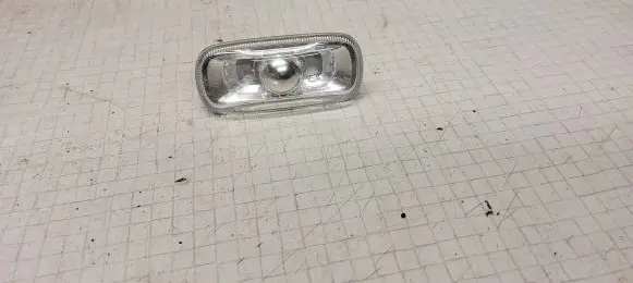 Audi A4 S4 B6 8E 8H Front fender indicator light 8E0949127