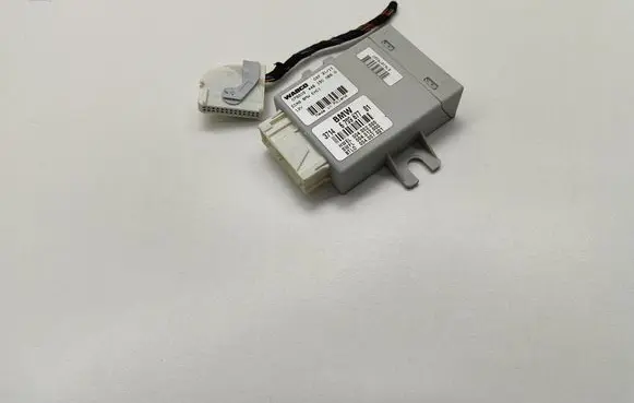 BMW 5 F10 F11 Air suspension control unit module (rear) 6799677 679967701 3714679967701