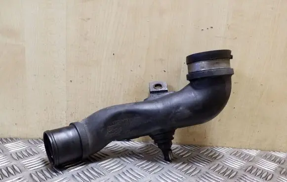 Toyota Avensis T270 Intercooler hose/pipe 173620R030