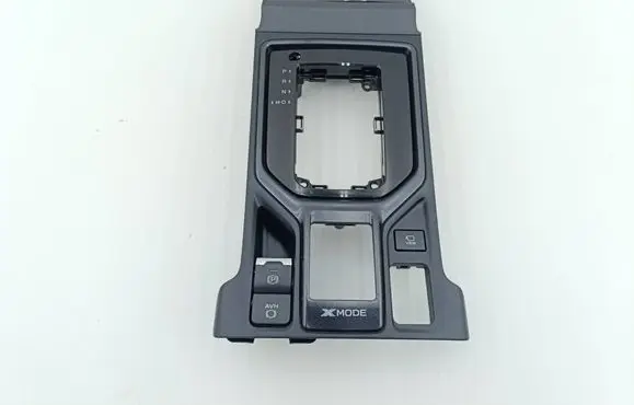Subaru Forester SK Other center console (tunnel) element S22007210