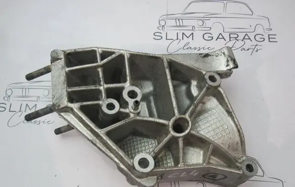 Peugeot 405 Engine mounting bracket 8154070310