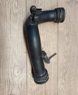 Volkswagen Golf V Intercooler hose/pipe 1K0145762