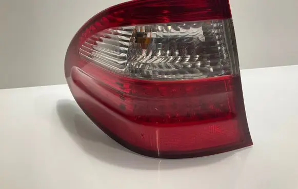 Mercedes-Benz E W211 Rear/tail lights A2118201564 379005 2118201564