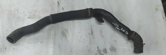 Coolant pipe/hose