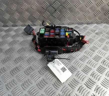 Porsche Cayman 987 Fuse module 99761034100