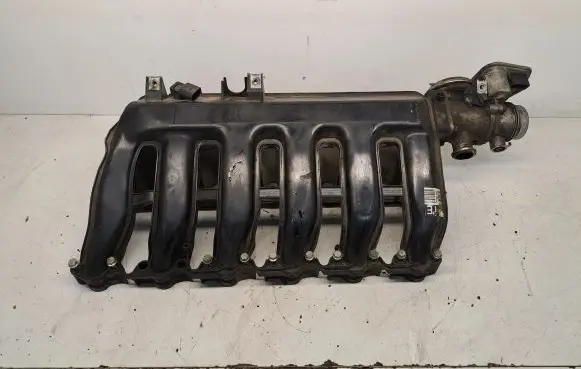 BMW 5 E60 E61 Intake manifold 7790701