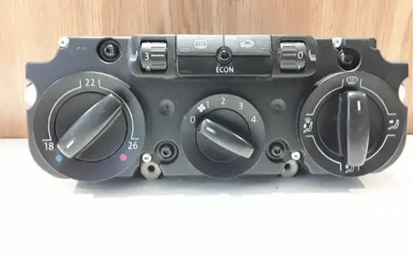 Volkswagen Golf V Climate control unit 1K1820045